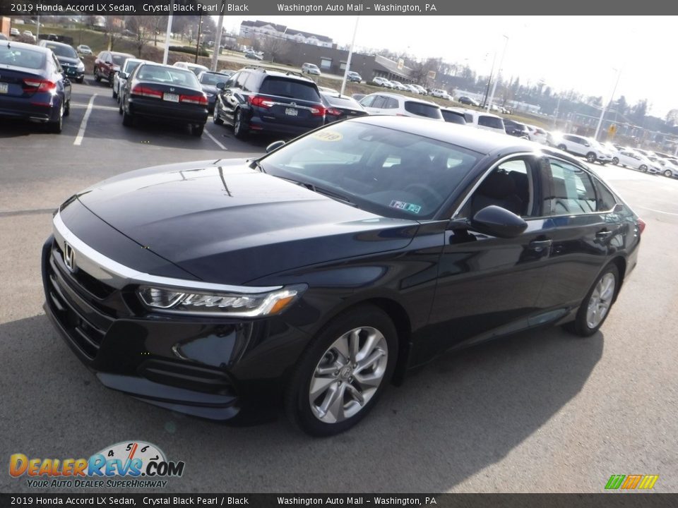 2019 Honda Accord LX Sedan Crystal Black Pearl / Black Photo #5