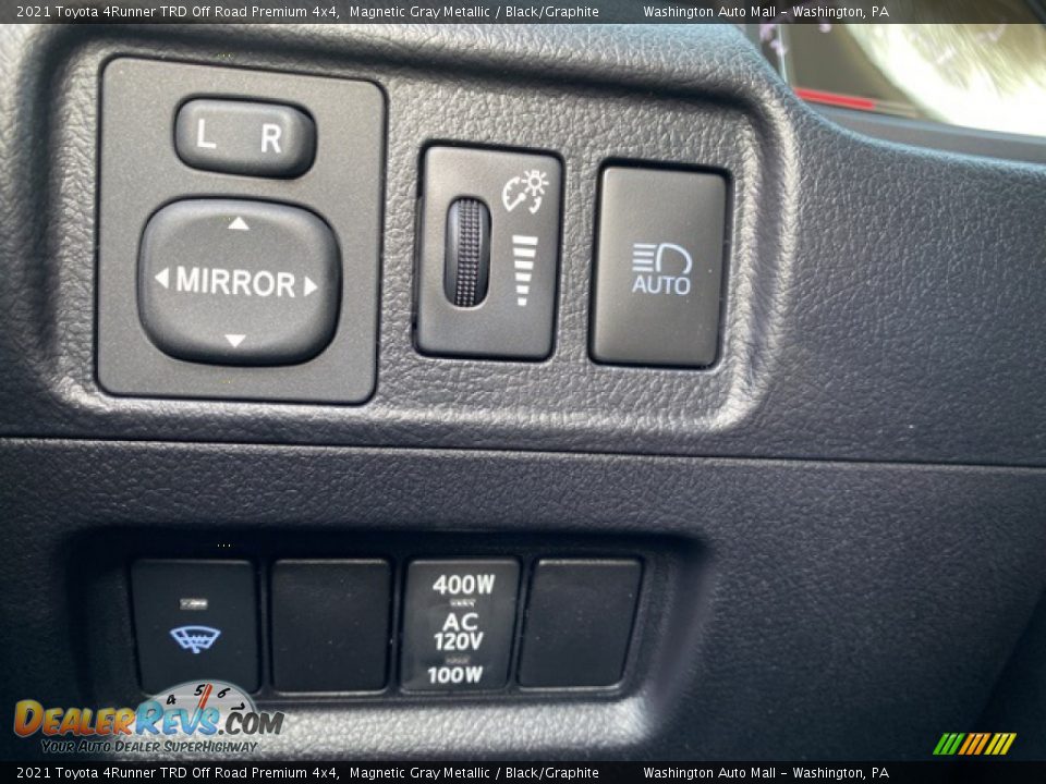 Controls of 2021 Toyota 4Runner TRD Off Road Premium 4x4 Photo #18