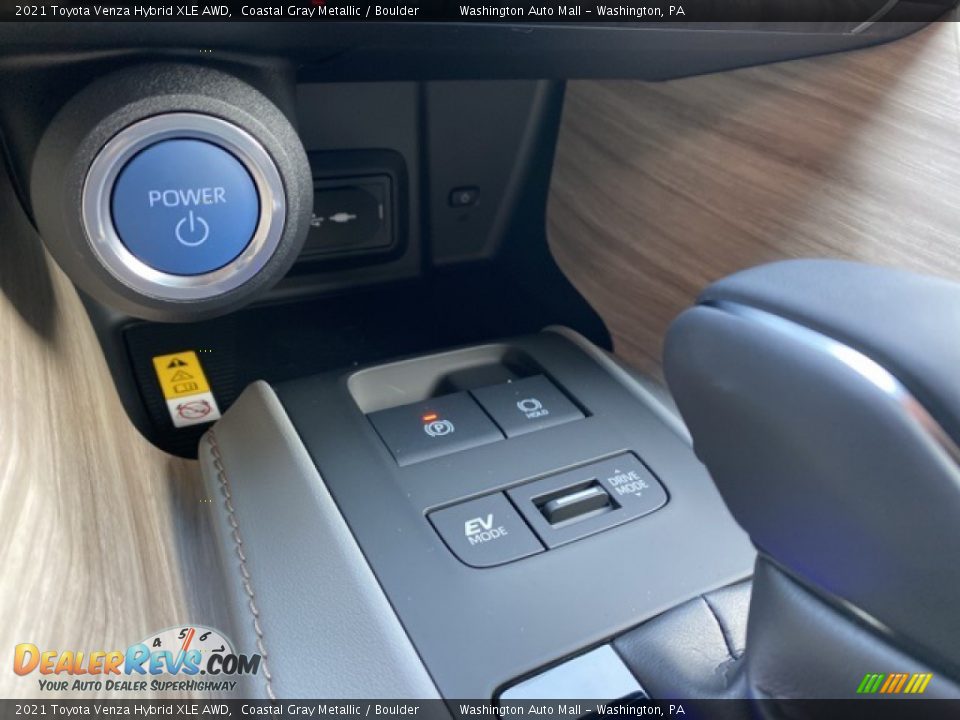 Controls of 2021 Toyota Venza Hybrid XLE AWD Photo #17