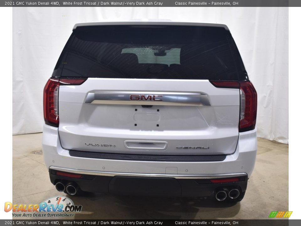 2021 GMC Yukon Denali 4WD White Frost Tricoat / Dark Walnut/­Very Dark Ash Gray Photo #3