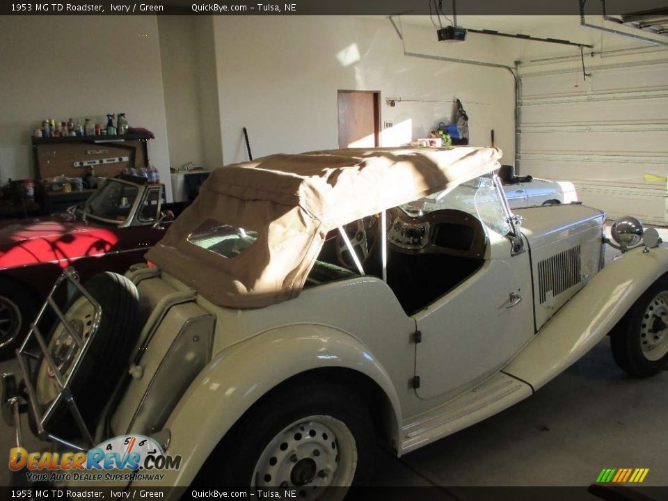 1953 MG TD Roadster Ivory / Green Photo #10