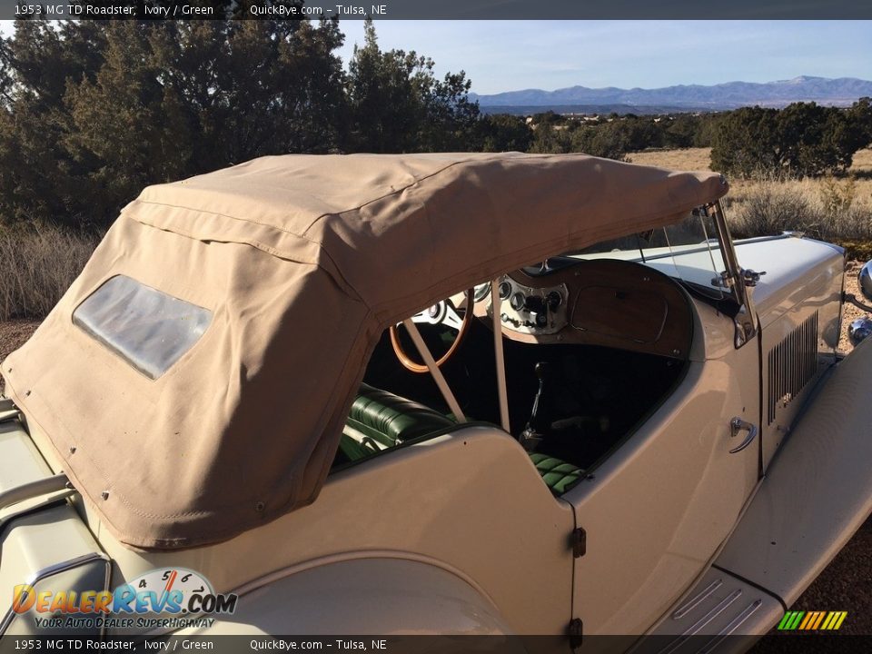 1953 MG TD Roadster Ivory / Green Photo #13