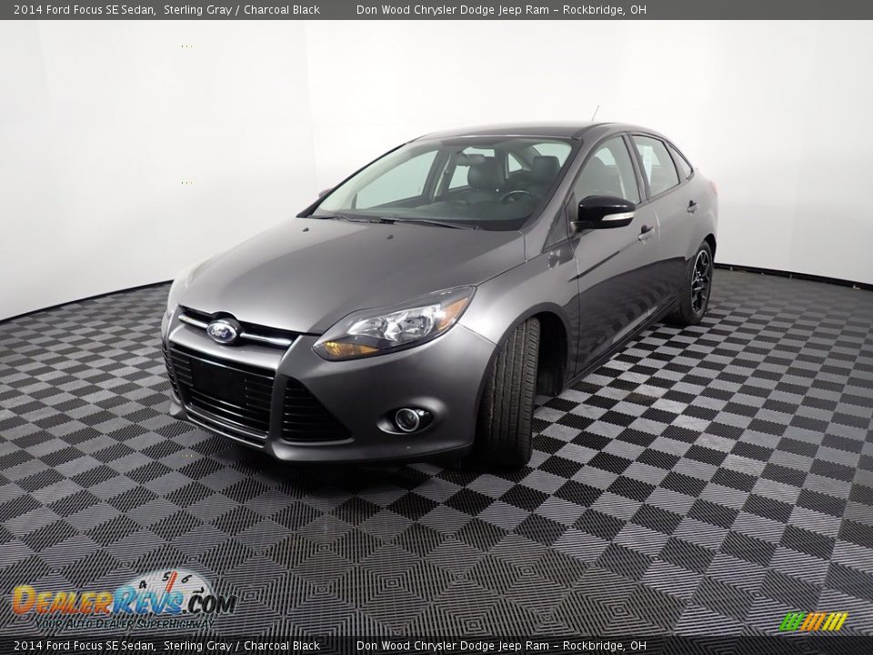 2014 Ford Focus SE Sedan Sterling Gray / Charcoal Black Photo #7