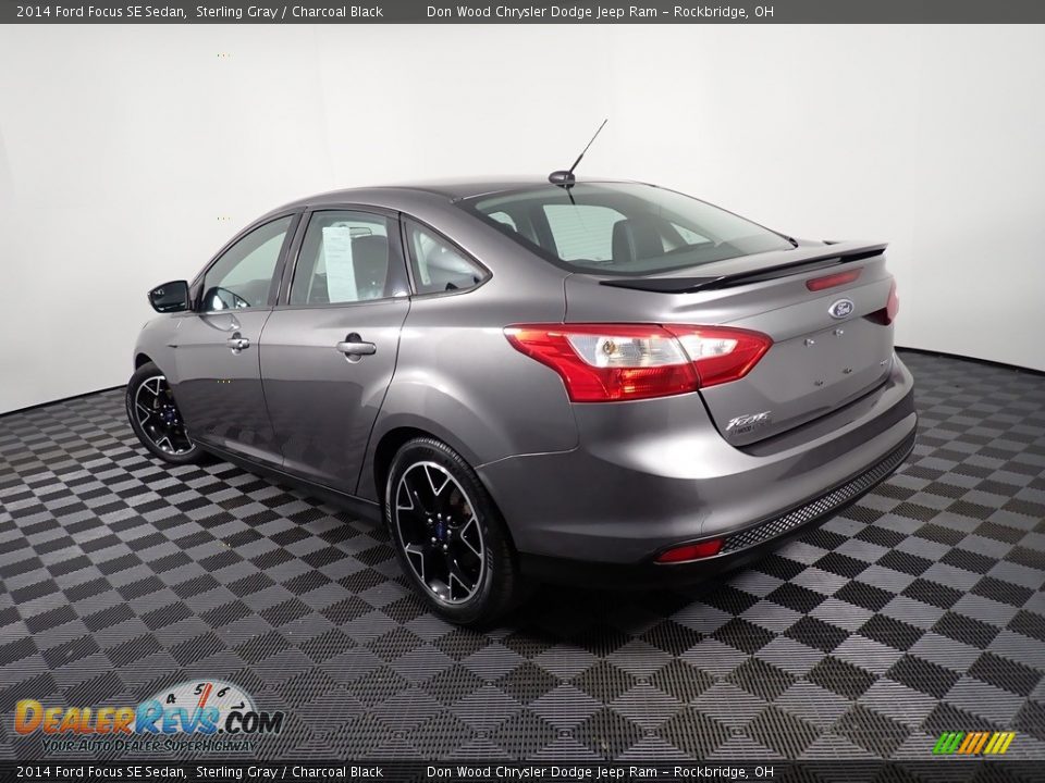 2014 Ford Focus SE Sedan Sterling Gray / Charcoal Black Photo #10