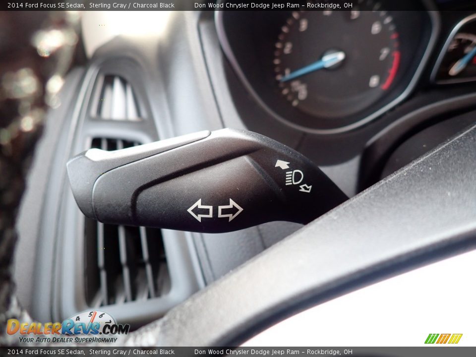 2014 Ford Focus SE Sedan Sterling Gray / Charcoal Black Photo #21
