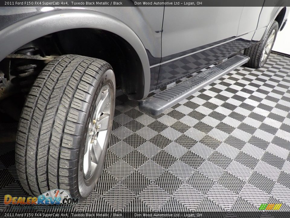 2011 Ford F150 FX4 SuperCab 4x4 Tuxedo Black Metallic / Black Photo #8