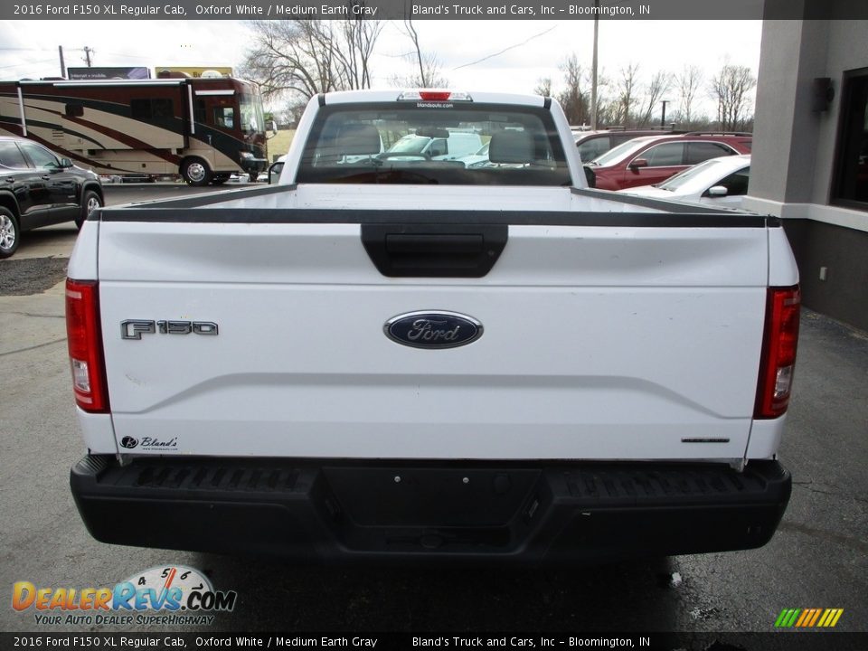 2016 Ford F150 XL Regular Cab Oxford White / Medium Earth Gray Photo #21