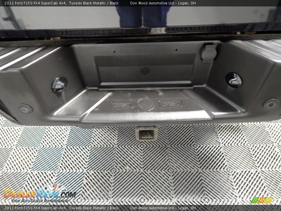 2011 Ford F150 FX4 SuperCab 4x4 Tuxedo Black Metallic / Black Photo #12
