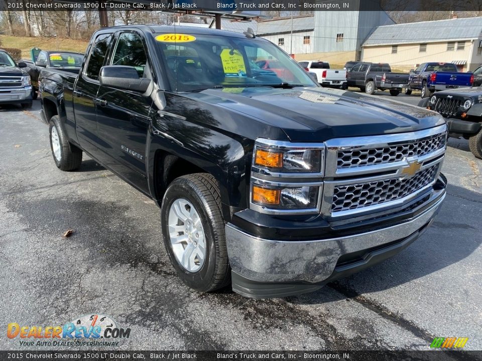 Front 3/4 View of 2015 Chevrolet Silverado 1500 LT Double Cab Photo #6