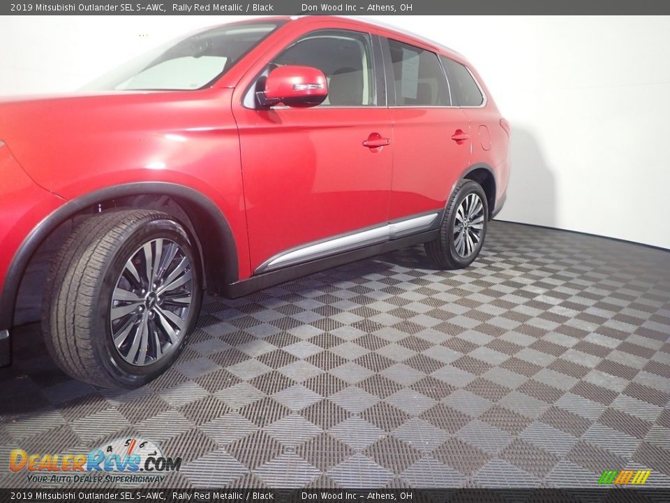 2019 Mitsubishi Outlander SEL S-AWC Rally Red Metallic / Black Photo #11