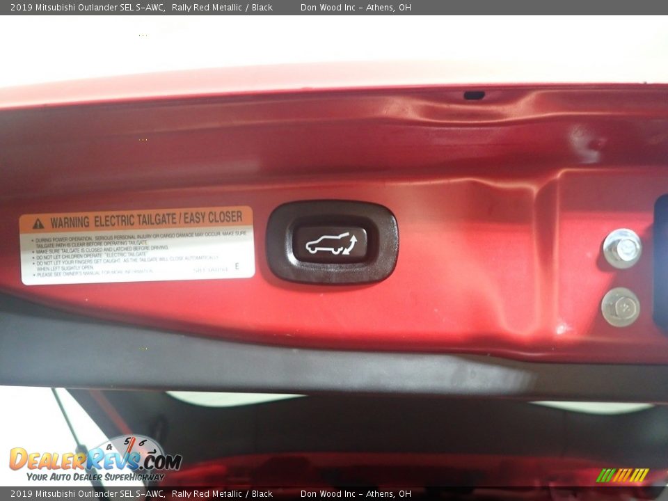 2019 Mitsubishi Outlander SEL S-AWC Rally Red Metallic / Black Photo #16