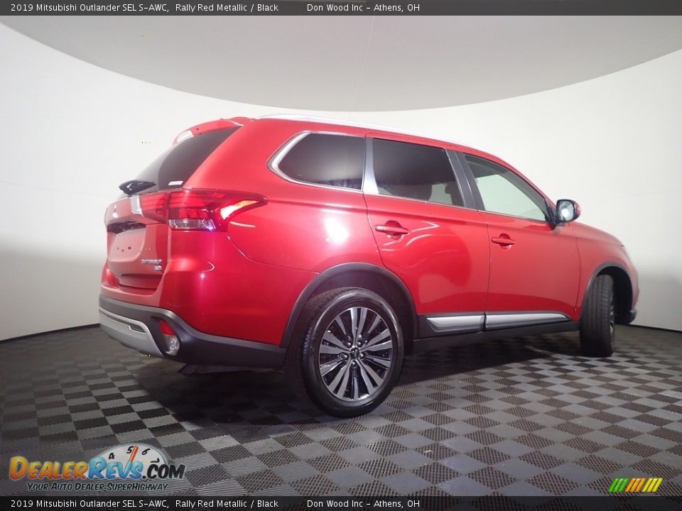 2019 Mitsubishi Outlander SEL S-AWC Rally Red Metallic / Black Photo #18