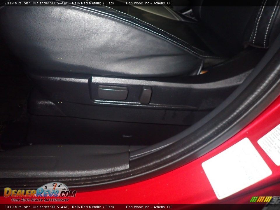 2019 Mitsubishi Outlander SEL S-AWC Rally Red Metallic / Black Photo #25