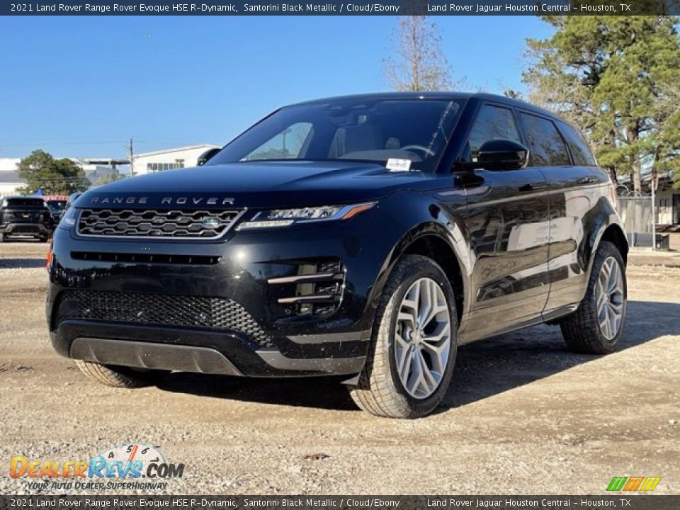 Front 3/4 View of 2021 Land Rover Range Rover Evoque HSE R-Dynamic Photo #2
