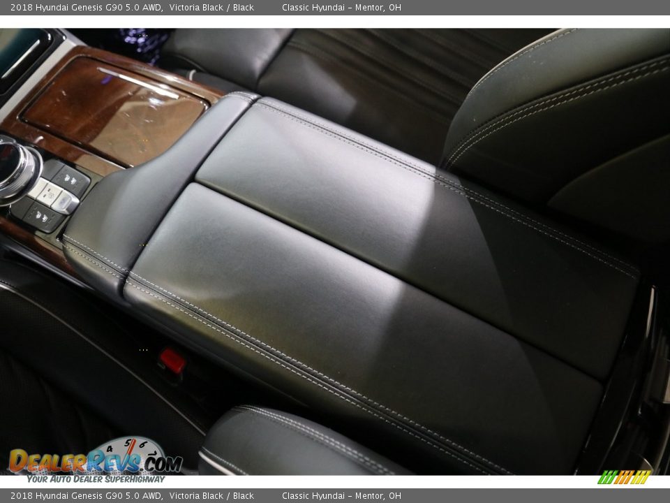 2018 Hyundai Genesis G90 5.0 AWD Victoria Black / Black Photo #22