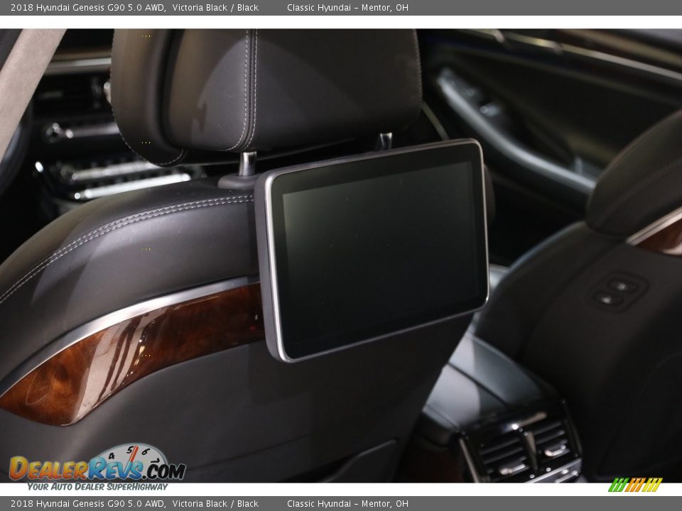 2018 Hyundai Genesis G90 5.0 AWD Victoria Black / Black Photo #32
