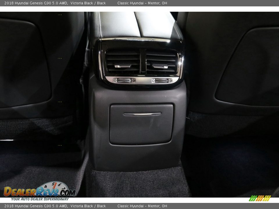 2018 Hyundai Genesis G90 5.0 AWD Victoria Black / Black Photo #33