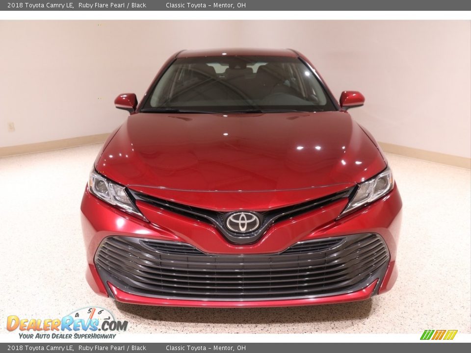 2018 Toyota Camry LE Ruby Flare Pearl / Black Photo #2