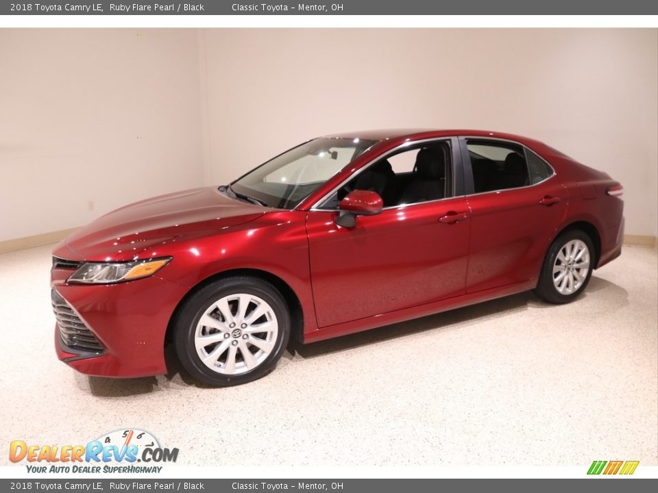 2018 Toyota Camry LE Ruby Flare Pearl / Black Photo #3