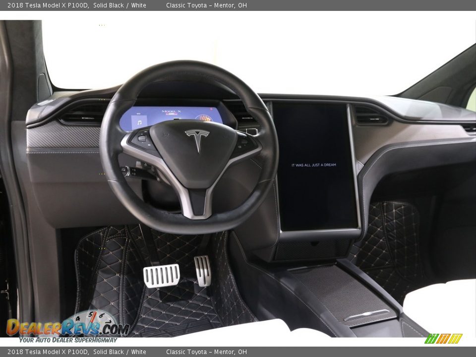 Dashboard of 2018 Tesla Model X P100D Photo #16