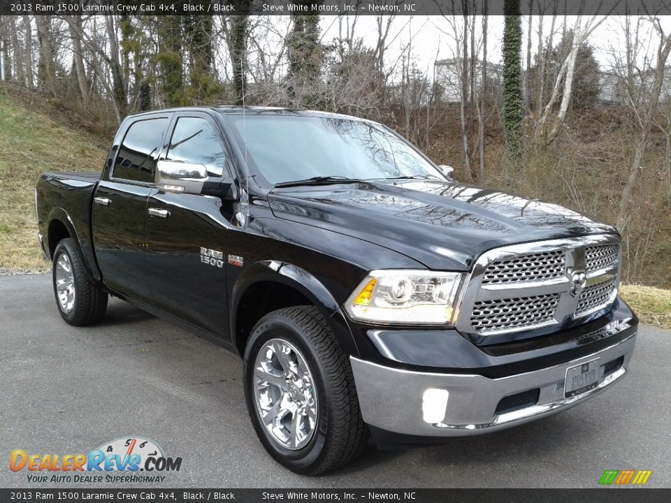 2013 Ram 1500 Laramie Crew Cab 4x4 Black / Black Photo #5