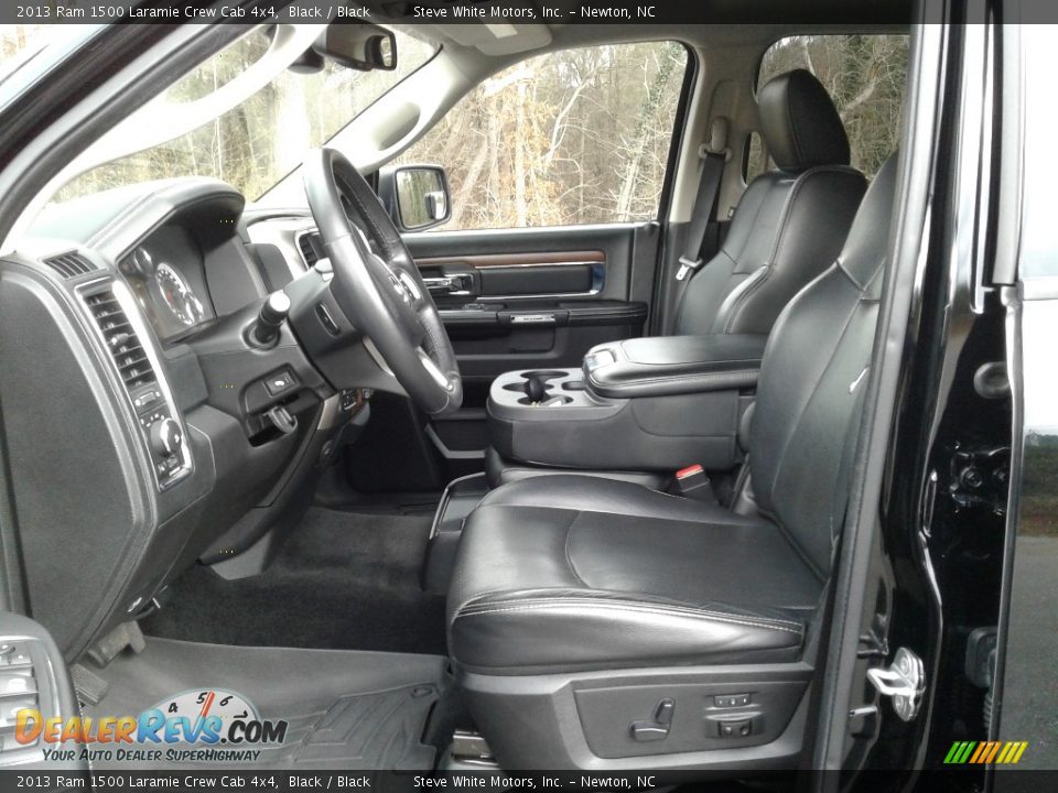 2013 Ram 1500 Laramie Crew Cab 4x4 Black / Black Photo #13