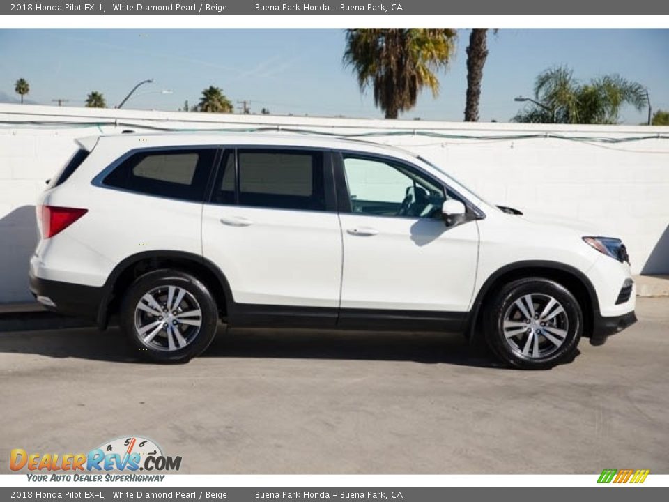 2018 Honda Pilot EX-L White Diamond Pearl / Beige Photo #12