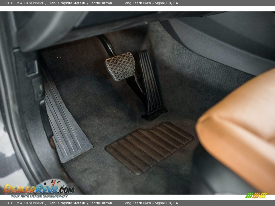 2018 BMW X4 xDrive28i Dark Graphite Metallic / Saddle Brown Photo #16
