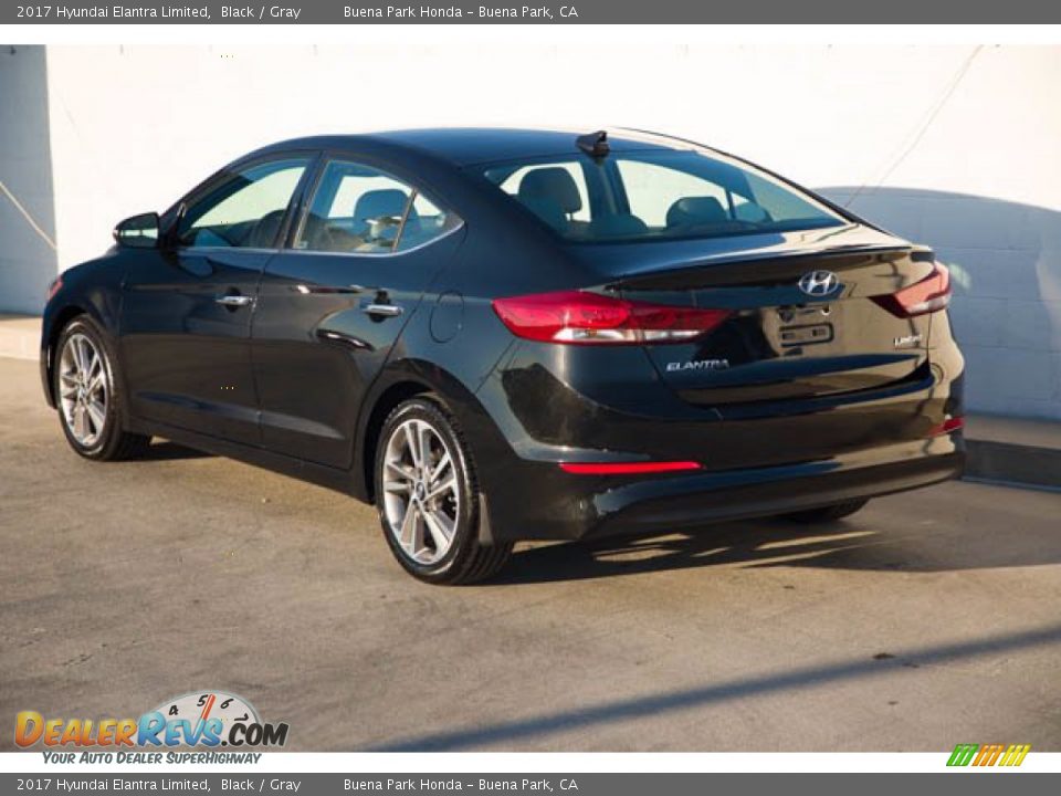 2017 Hyundai Elantra Limited Black / Gray Photo #2