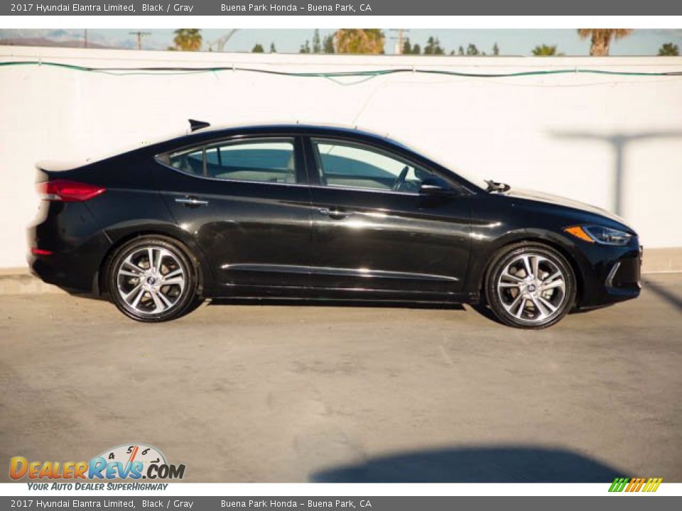 2017 Hyundai Elantra Limited Black / Gray Photo #12