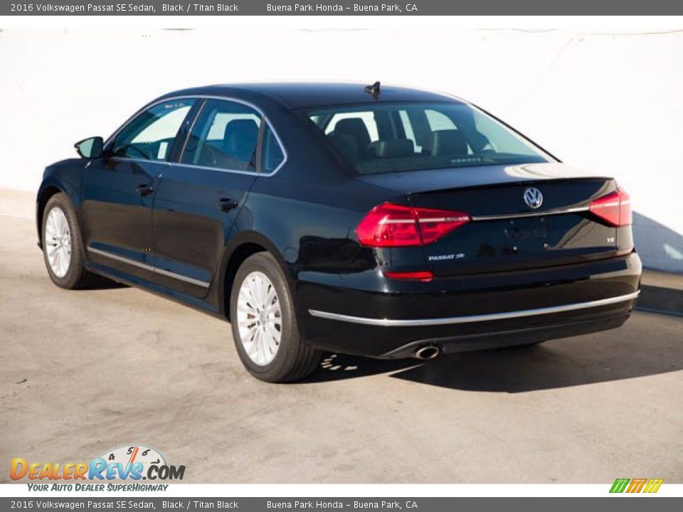 2016 Volkswagen Passat SE Sedan Black / Titan Black Photo #2