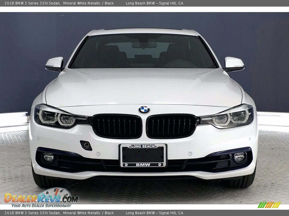 2018 BMW 3 Series 330i Sedan Mineral White Metallic / Black Photo #2