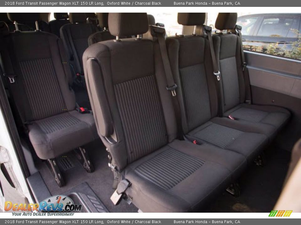 2018 Ford Transit Passenger Wagon XLT 150 LR Long Oxford White / Charcoal Black Photo #4
