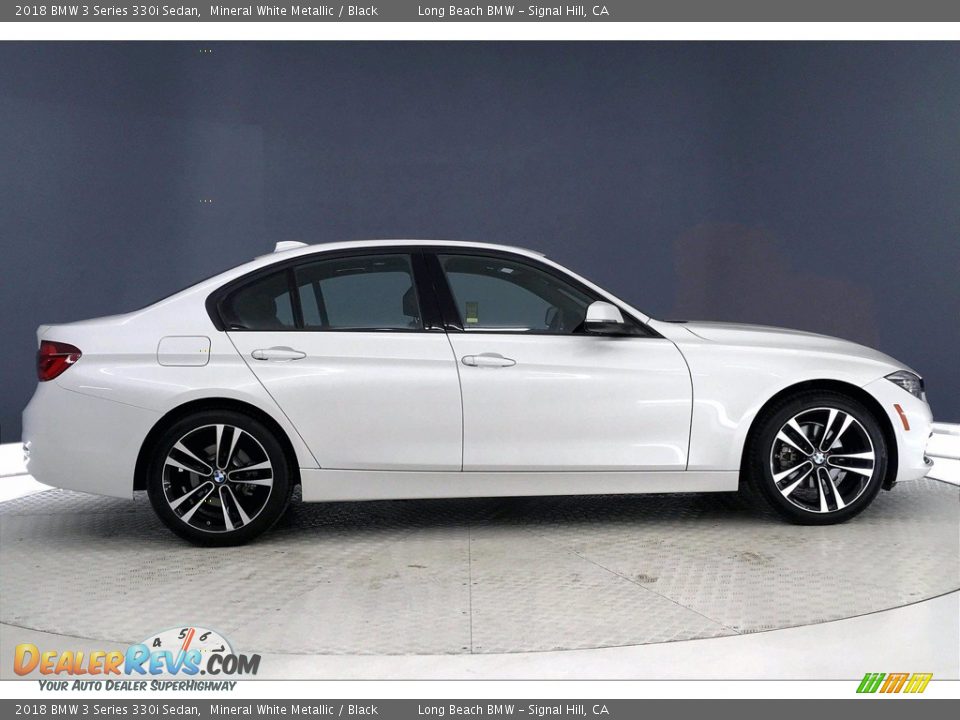 2018 BMW 3 Series 330i Sedan Mineral White Metallic / Black Photo #14