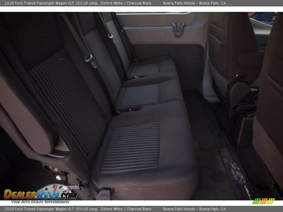 2018 Ford Transit Passenger Wagon XLT 150 LR Long Oxford White / Charcoal Black Photo #21