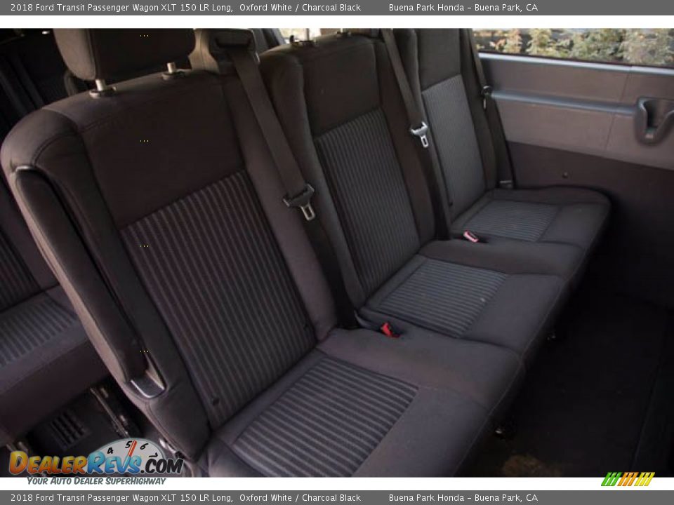 2018 Ford Transit Passenger Wagon XLT 150 LR Long Oxford White / Charcoal Black Photo #22