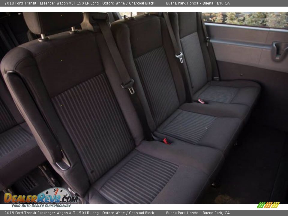 2018 Ford Transit Passenger Wagon XLT 150 LR Long Oxford White / Charcoal Black Photo #22