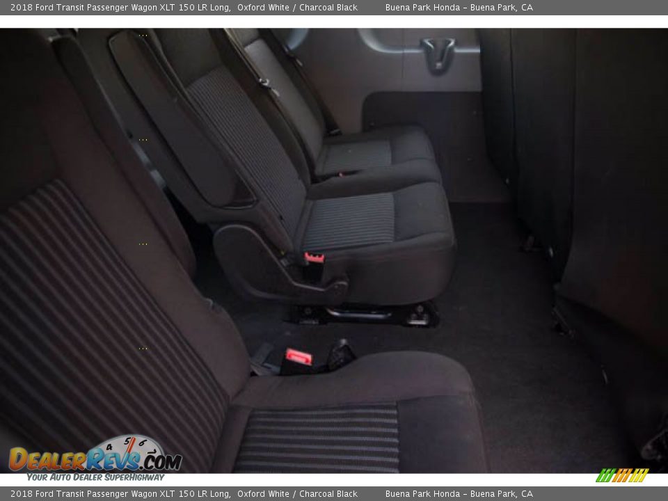 2018 Ford Transit Passenger Wagon XLT 150 LR Long Oxford White / Charcoal Black Photo #23
