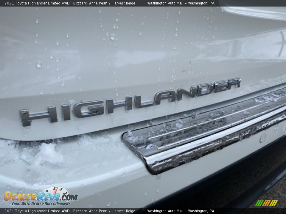 2021 Toyota Highlander Limited AWD Blizzard White Pearl / Harvest Beige Photo #26