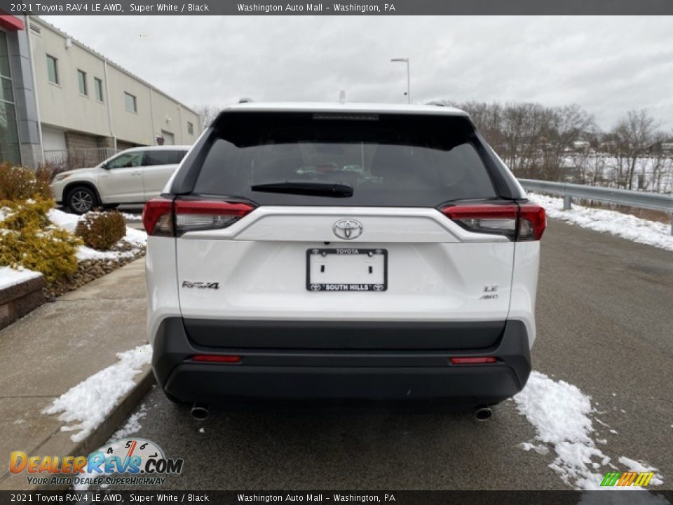 2021 Toyota RAV4 LE AWD Super White / Black Photo #14