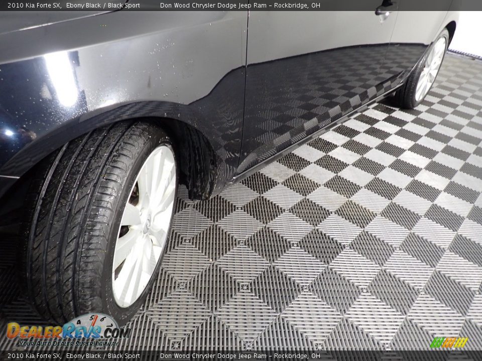 2010 Kia Forte SX Ebony Black / Black Sport Photo #9