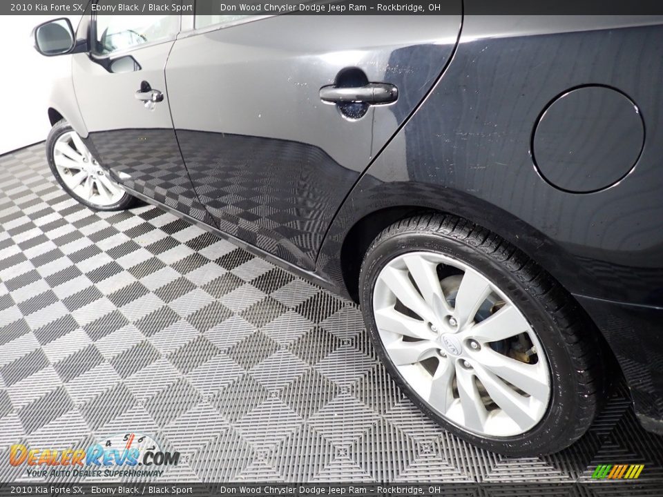 2010 Kia Forte SX Ebony Black / Black Sport Photo #10