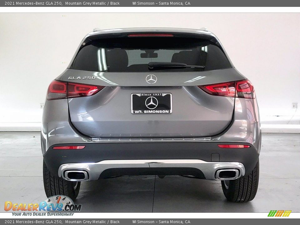 2021 Mercedes-Benz GLA 250 Mountain Grey Metallic / Black Photo #3