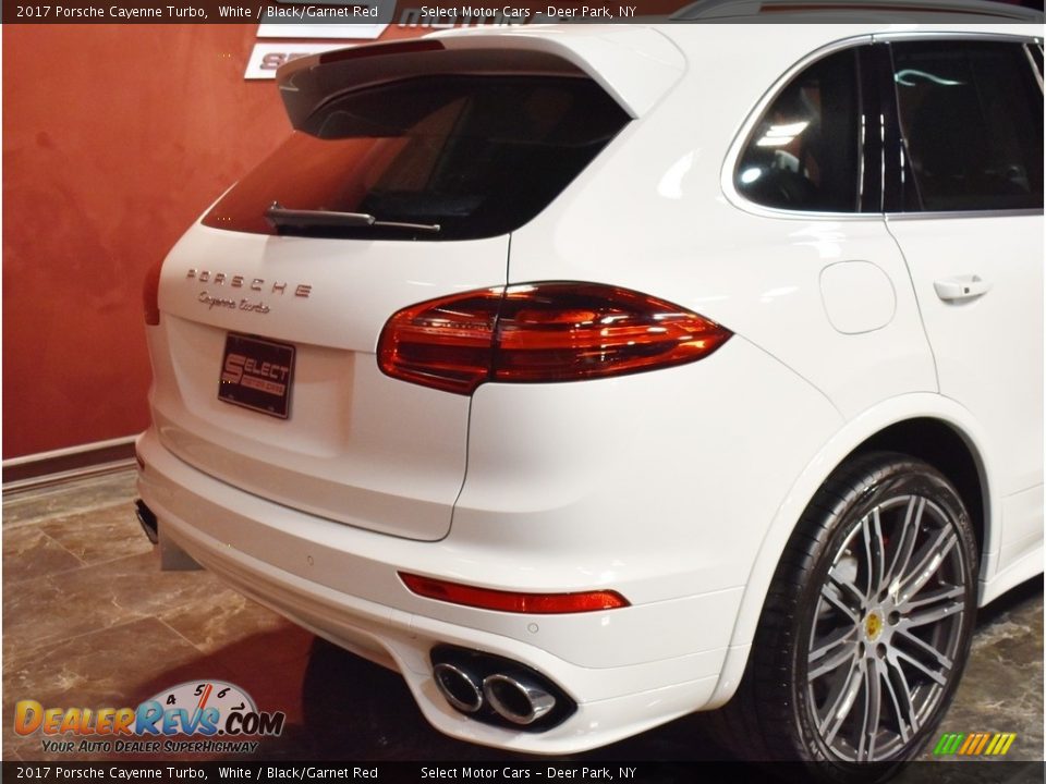 2017 Porsche Cayenne Turbo White / Black/Garnet Red Photo #6