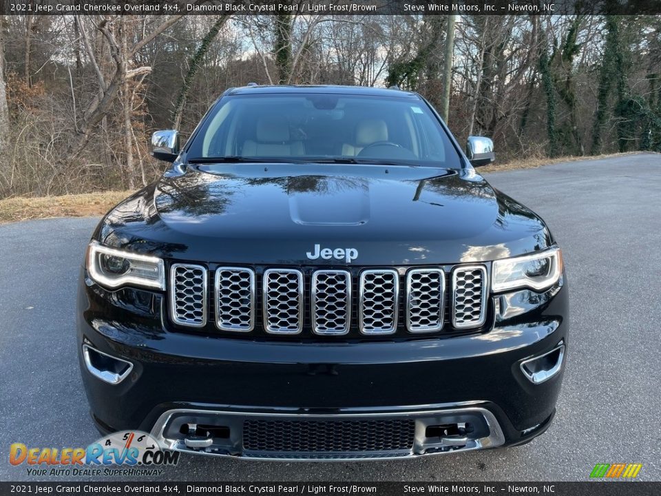 2021 Jeep Grand Cherokee Overland 4x4 Diamond Black Crystal Pearl / Light Frost/Brown Photo #3