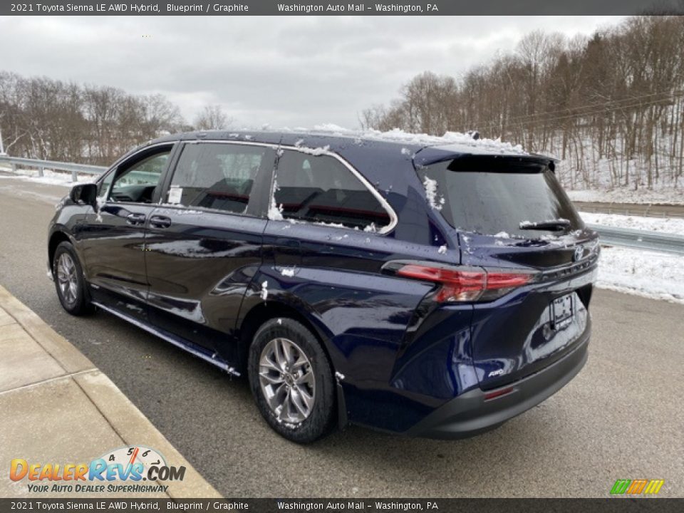 2021 Toyota Sienna LE AWD Hybrid Blueprint / Graphite Photo #2