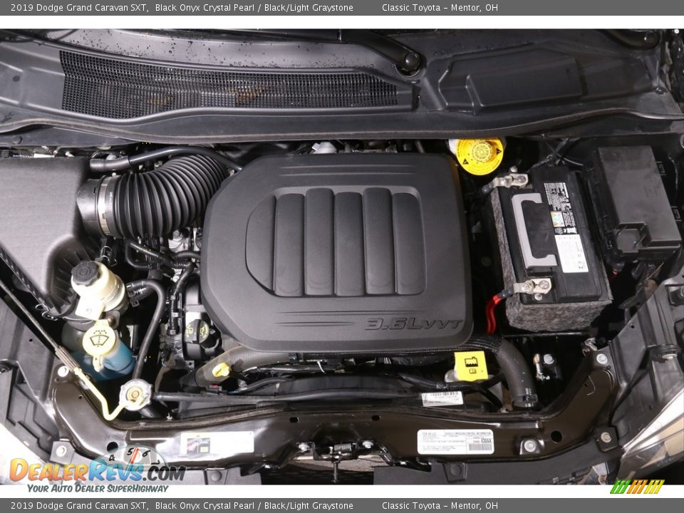 2019 Dodge Grand Caravan SXT Black Onyx Crystal Pearl / Black/Light Graystone Photo #21