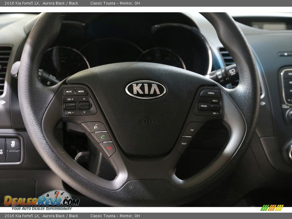2016 Kia Forte5 LX Steering Wheel Photo #7