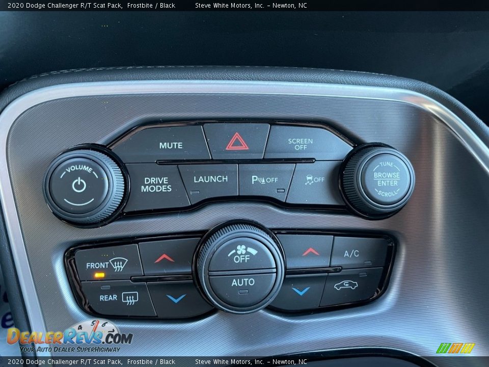 Controls of 2020 Dodge Challenger R/T Scat Pack Photo #23