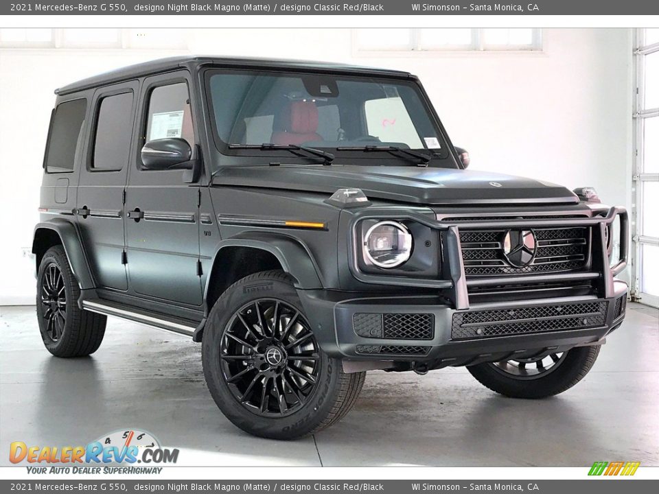 Front 3/4 View of 2021 Mercedes-Benz G 550 Photo #12